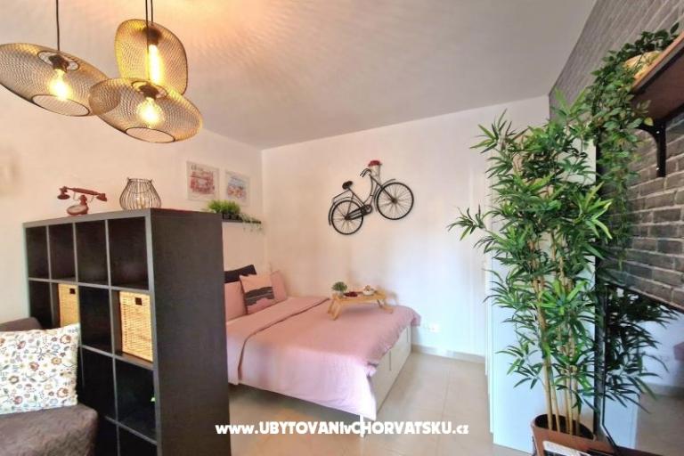 Apartamenty Tena,  prvi red do mora – foto 41