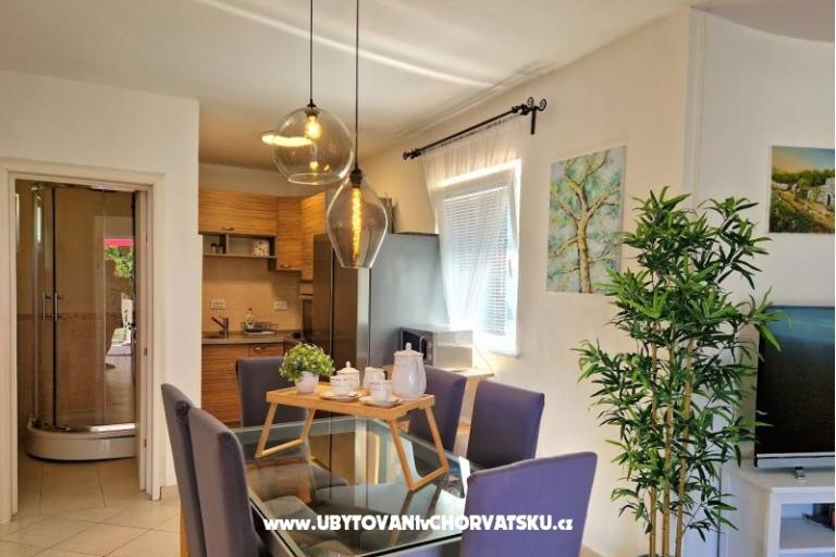 Apartamenty Tena,  prvi red do mora – foto 50