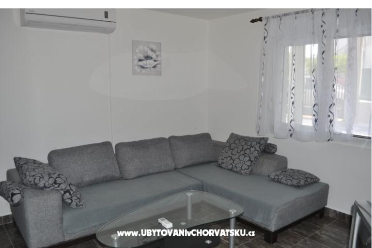 Dom s bazenom Gaspar – foto 6