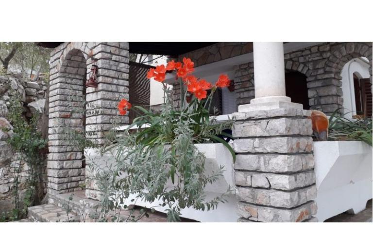 Robinzonski turizam Lavdara Dominis – foto 23