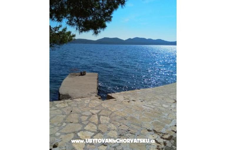 Robinzonski turizam Lavdara Dominis – foto 33